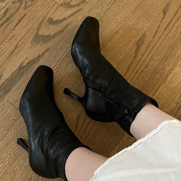 Reformation heel boots - Picture 1 of 5